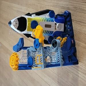 Fisher Price Space Shuttle Launch Pad